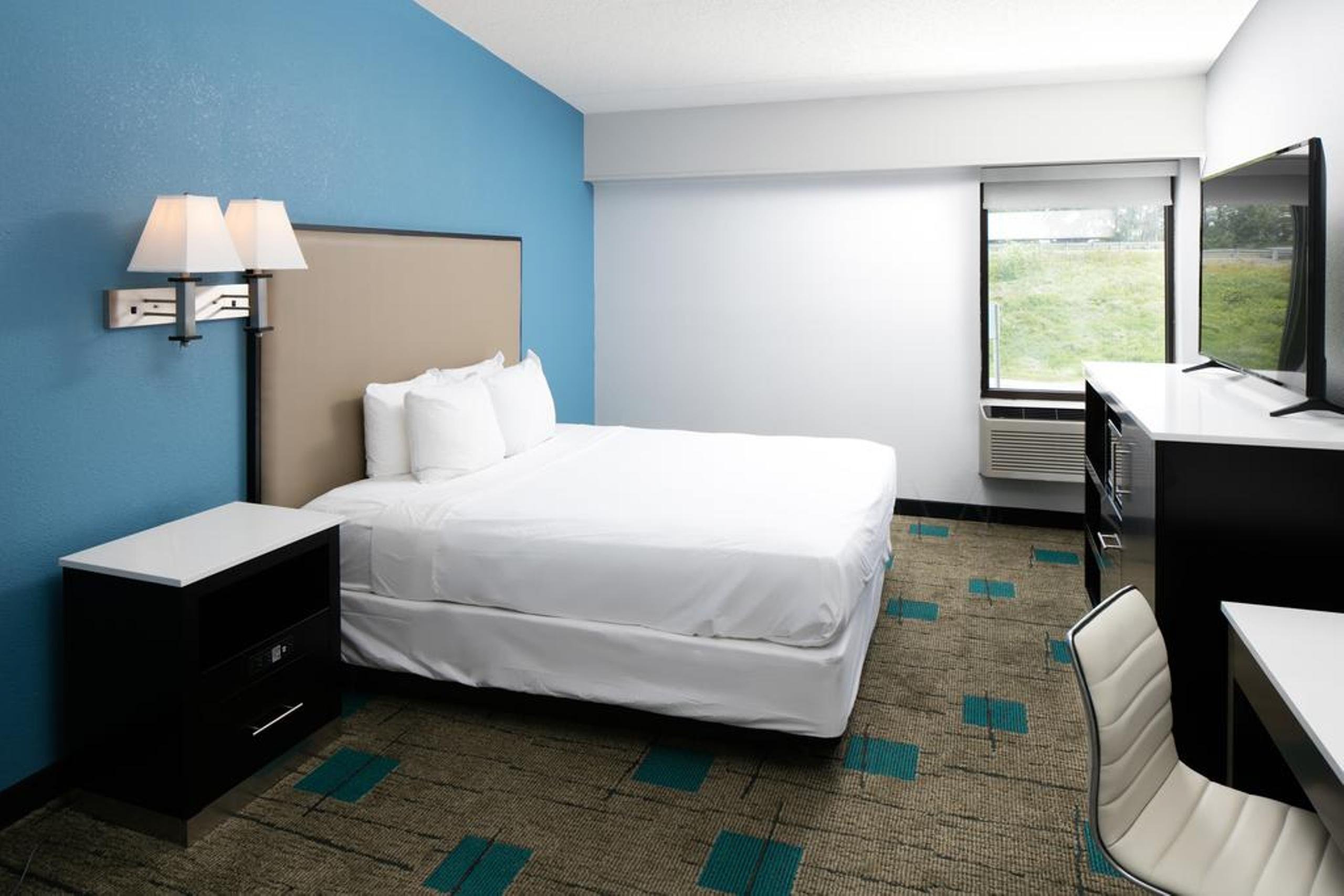 Hawthorn Extended Stay By Wyndham Chambersburg Exteriör bild
