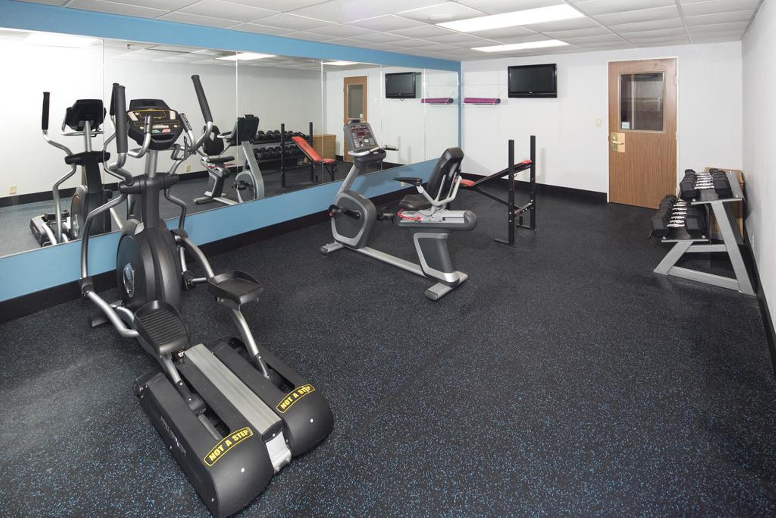 Hawthorn Extended Stay By Wyndham Chambersburg Exteriör bild