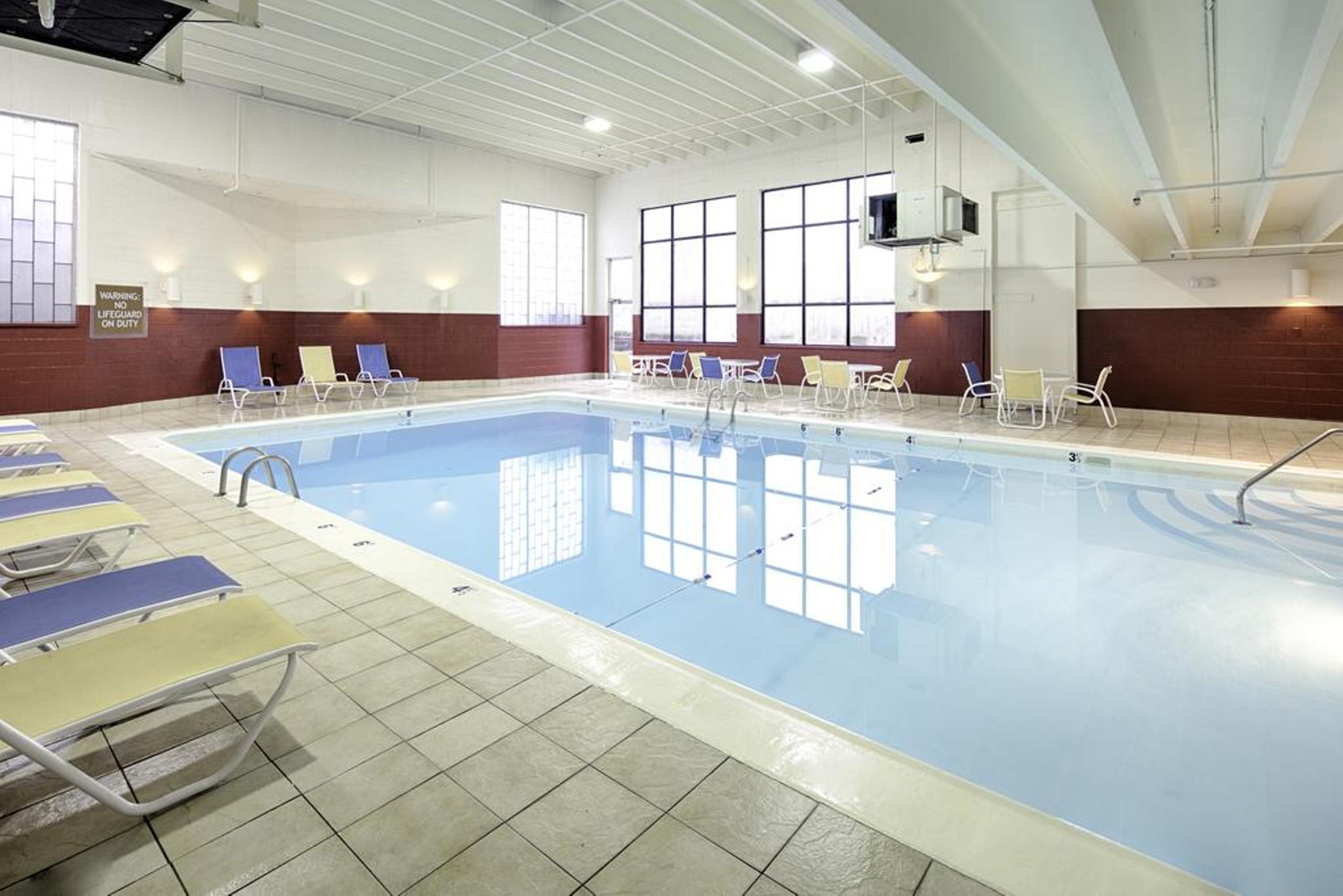 Hawthorn Extended Stay By Wyndham Chambersburg Exteriör bild