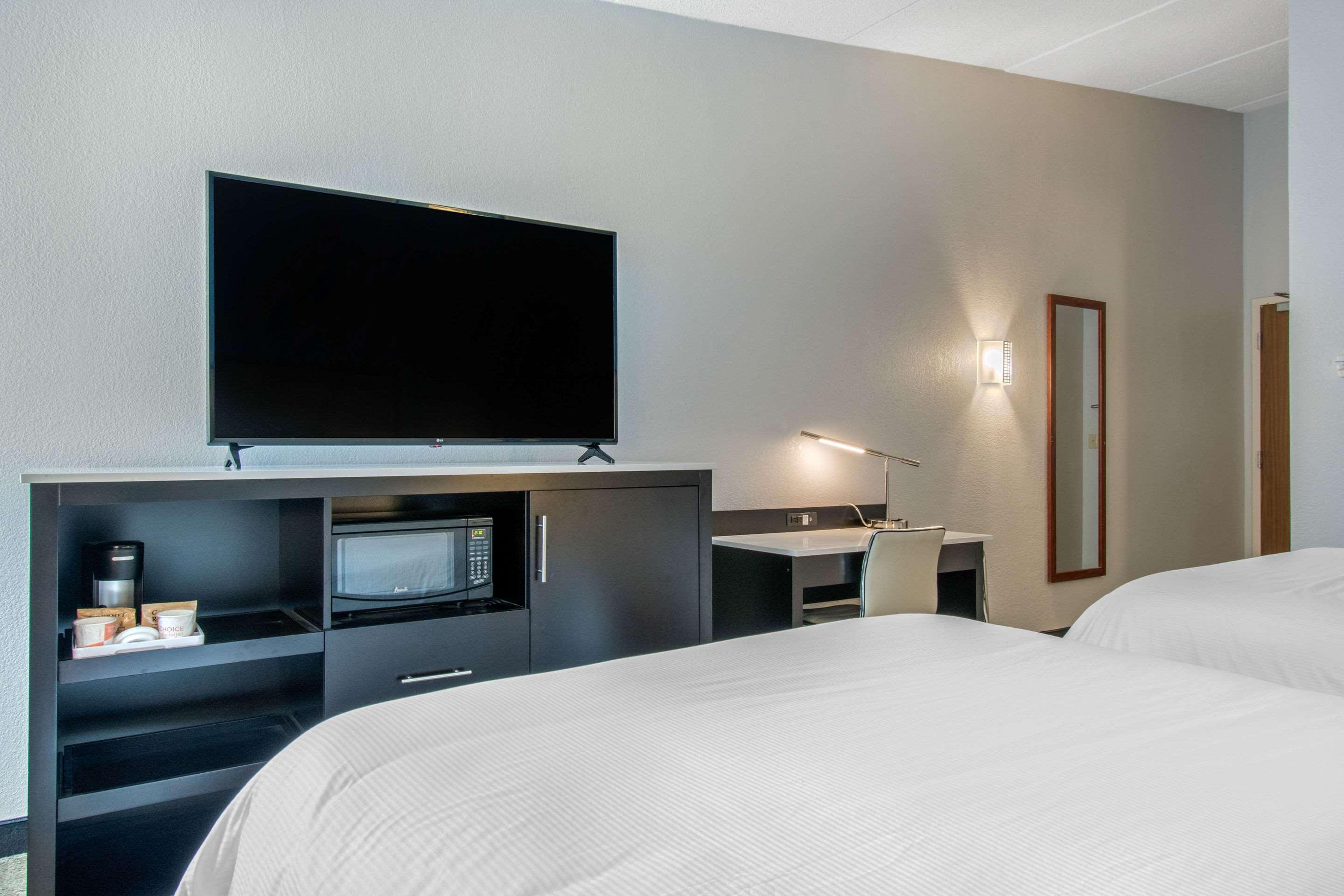 Hawthorn Extended Stay By Wyndham Chambersburg Exteriör bild