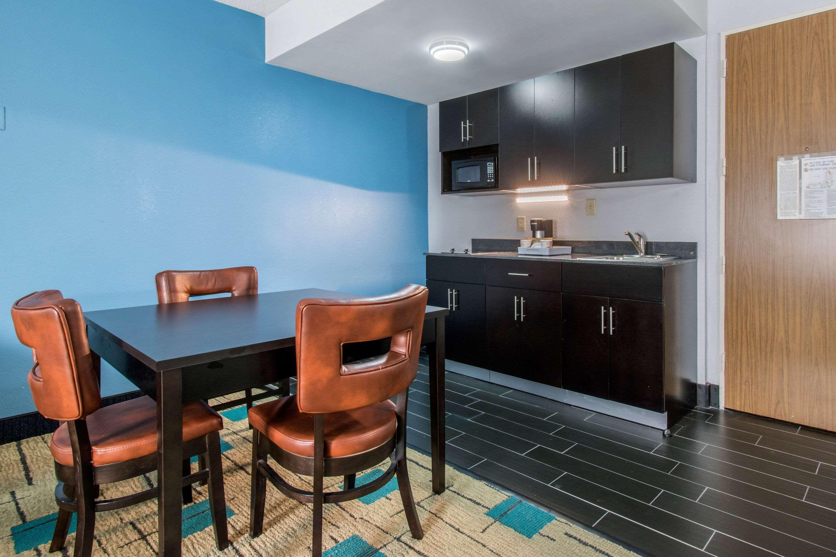 Hawthorn Extended Stay By Wyndham Chambersburg Exteriör bild